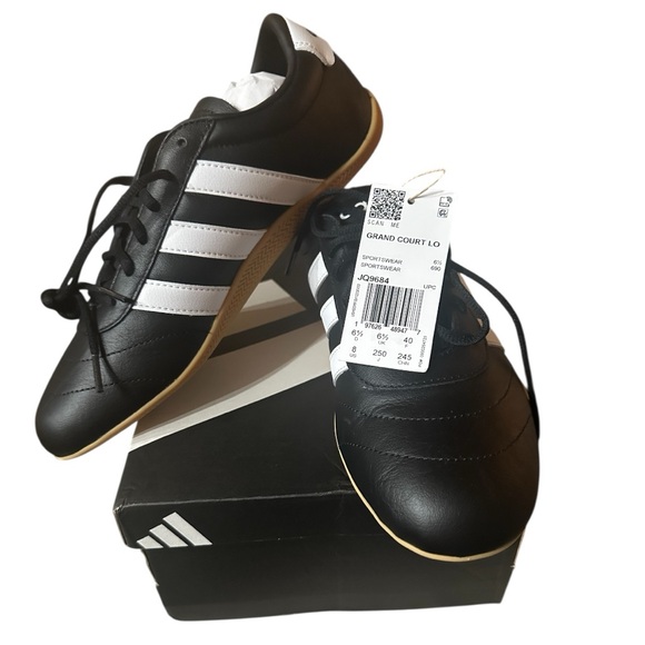 Adidas Grand Court Lo Black and White Sneakers NWT Size 8 - Picture 3 of 7